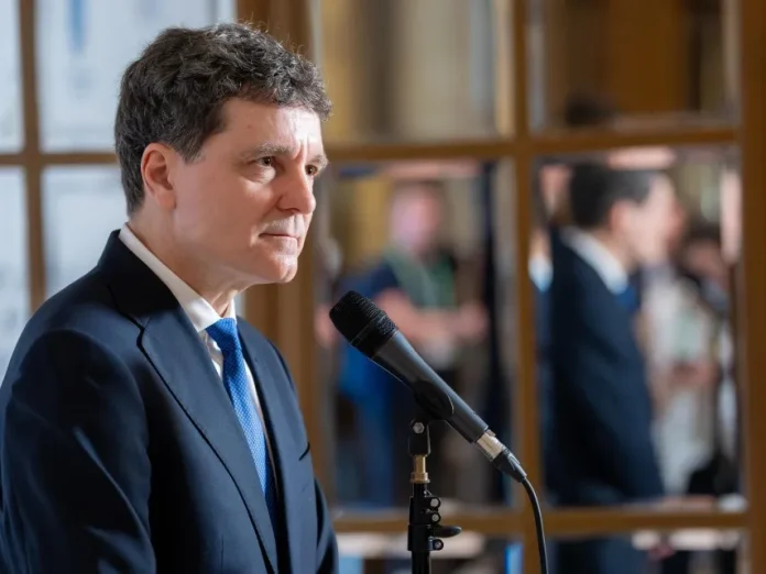 Nicușor Dan analizează un premier independent. Nazare și Grindeanu rămân opțiuni pentru Cotroceni