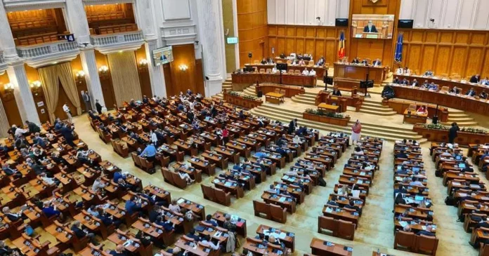 Parlamentul reia activitatea. Partidele negociază majoritatea pentru un nou Guvern
